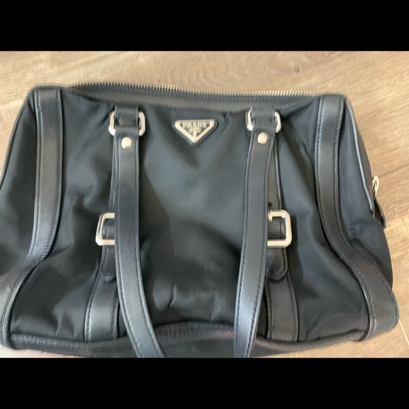 PRADA bag (vintage 😍) with authenticity card - Picture 7 of 8